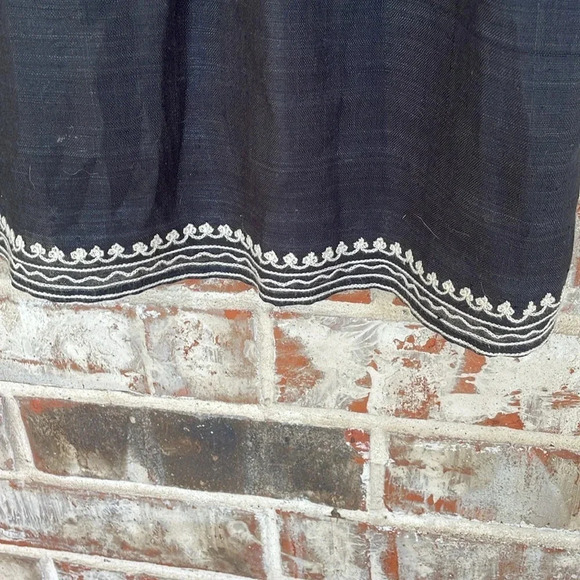 Joie Jaclyn Black 100% Silk Embroidered Balloon Sleeved Dress - Picture 5 of 10